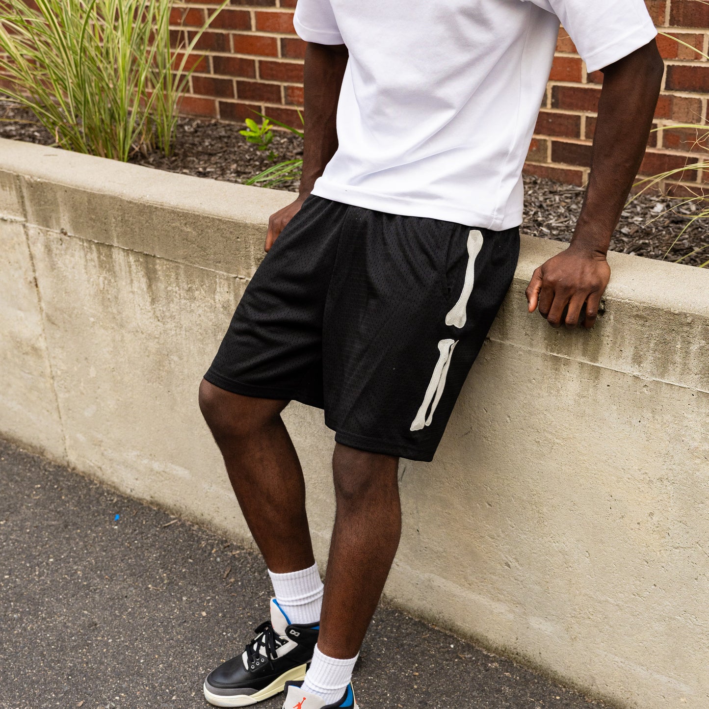 Bone Stitched Mesh Shorts - BLACK